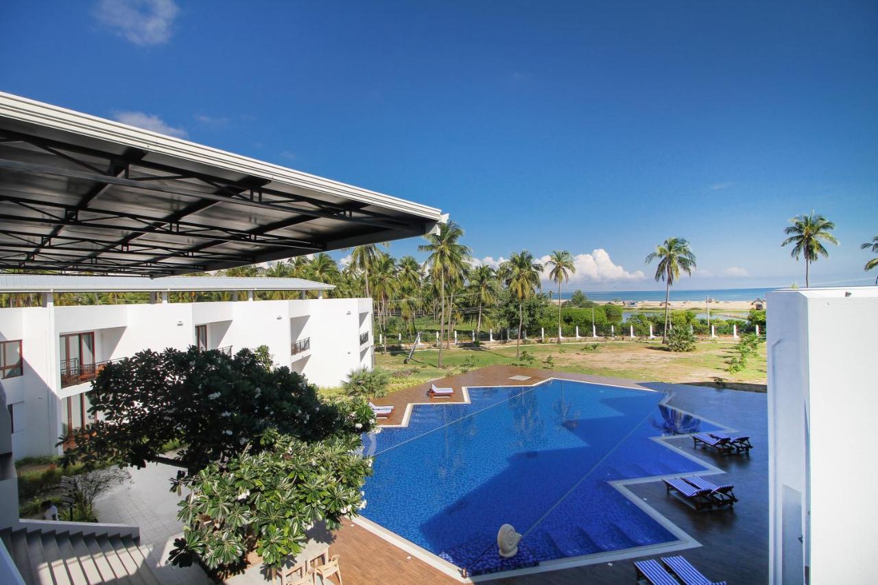 Capital Wind Kalpitiya "Wind Beach" Exterior photo
